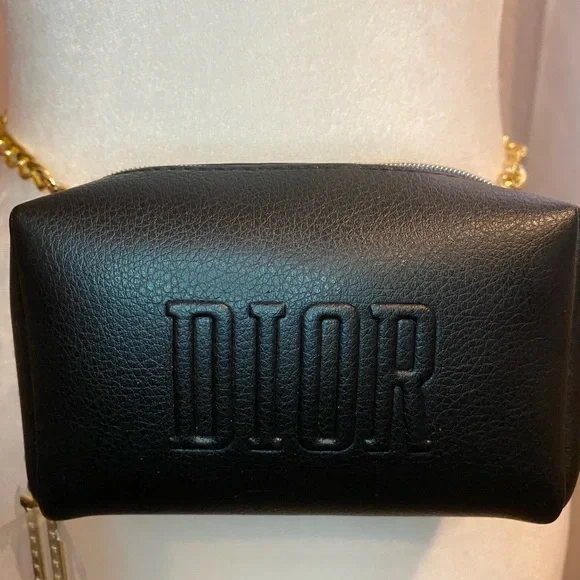 ❤️ Dior bag/pouch ❤️ - Picture 3 of 8